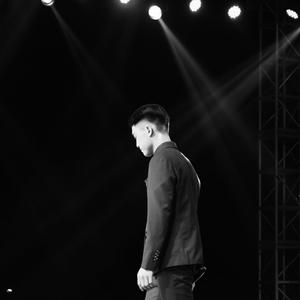 和黑丝袜空姐3p
